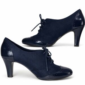 Giani Bernini Navy Blue Lace Up Oxford Heels Women’s Size 8.5
